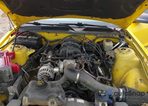 2006 Ford Mustang V6 from USA, damaged, VIN 1ZVFT80N065160089